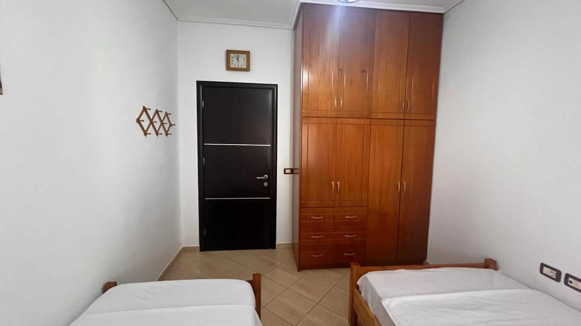 Apartament Kristina Sarande 0*,