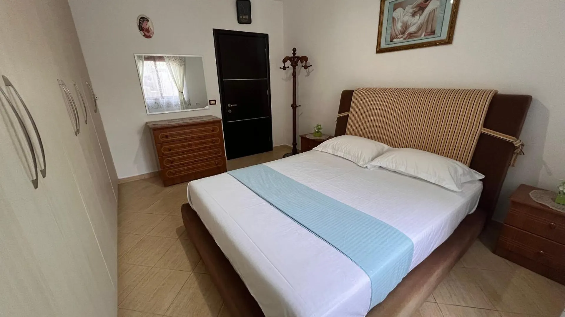 Apartment Apartament Kristina Sarande Albania
